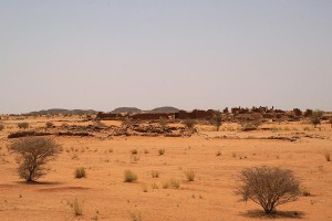 The Small Enclosure of Musawwarat in the centre of the picture, with the Great Enclosure in the background (photo: Claudia Näser)